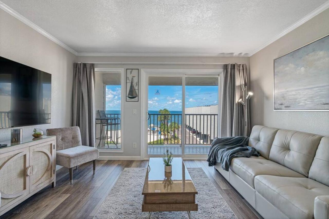 Stunning Bay Views From Your Private Balcony * Tampa