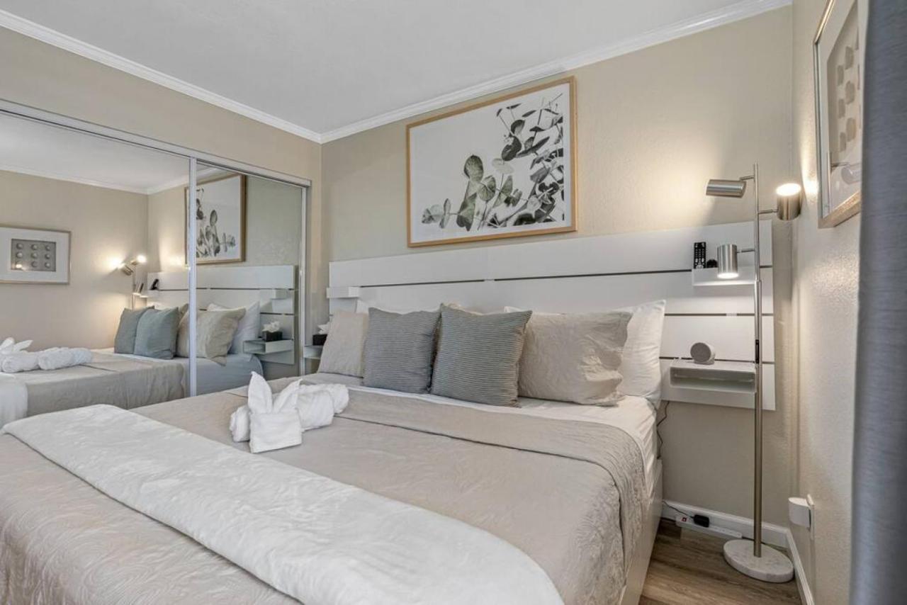 Stunning Bay Views From Your Private Balcony Tampa