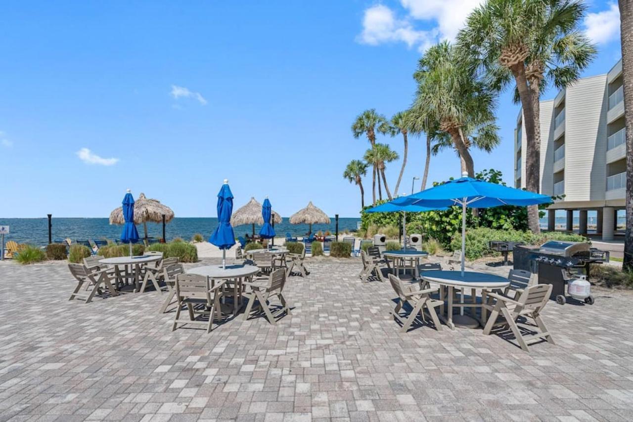 Stunning Bay Views From Your Private Balcony Appartement